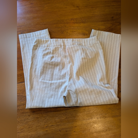 Zac & Rachel Women's Stretch Capri Pants - Picture 3 of 11